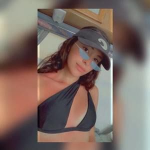 Meet your Posher, Stephany marie